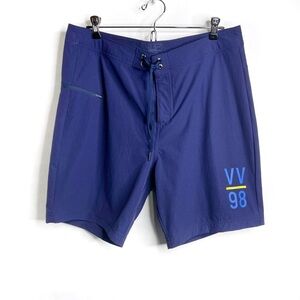 Vineyard Vines Performance Men's VV Board Shorts
